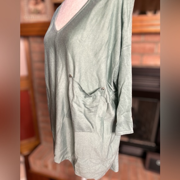 Kerisma oversized tunic sweater, size M/L - Picture 3 of 5
